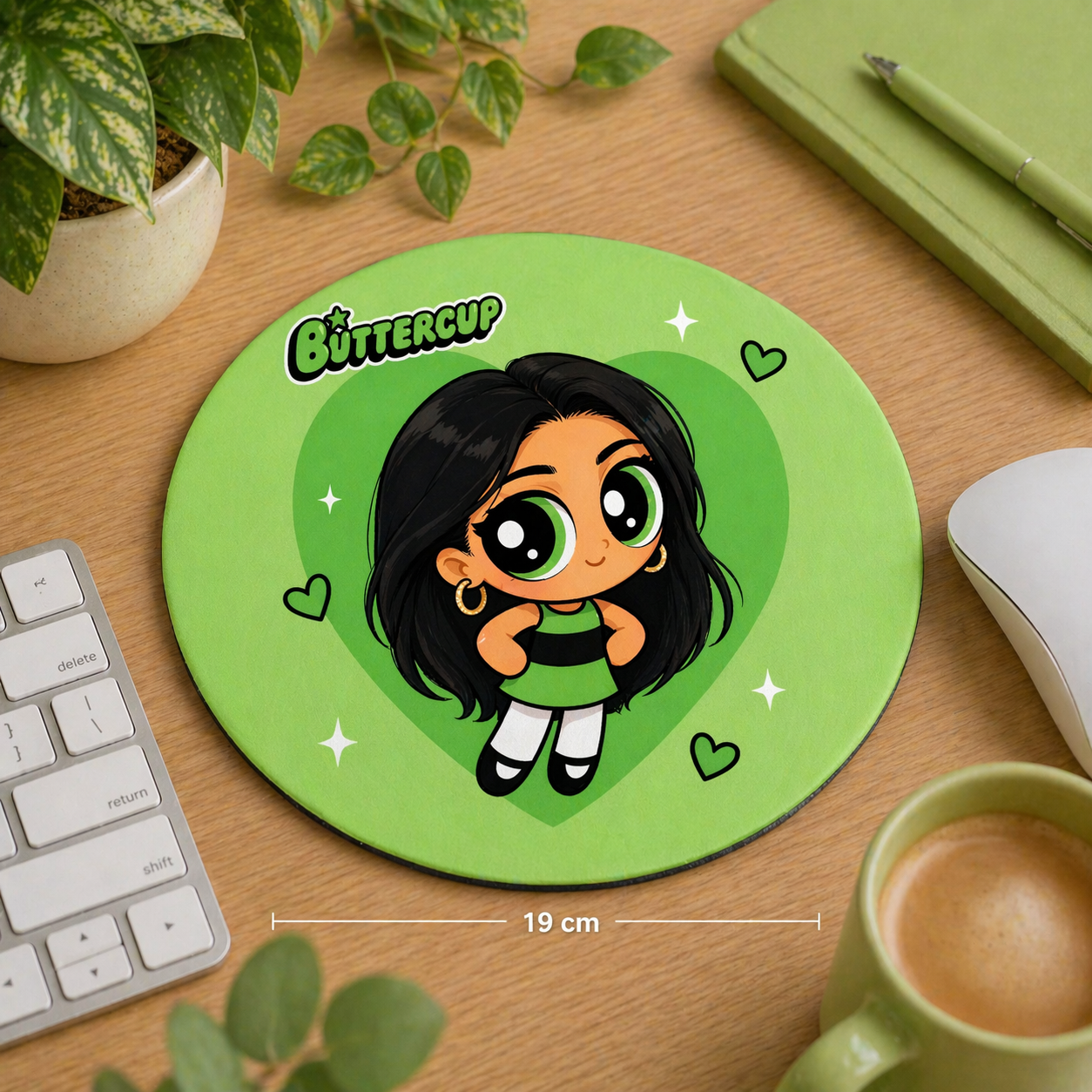Kişiye Özel 3’lü Kupa & Mouse Pad Seti – Fotoğraftan Çizim – Arkadaş Grubuna Özel Hediye Seti